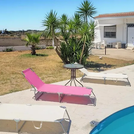 Сasa de vacaciones Lovely In With Kitchen