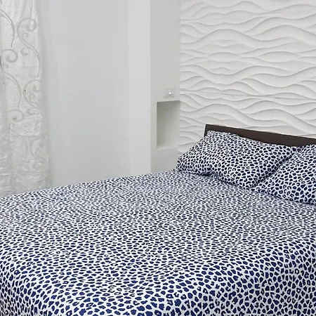 2 Bedroom Awesome In *